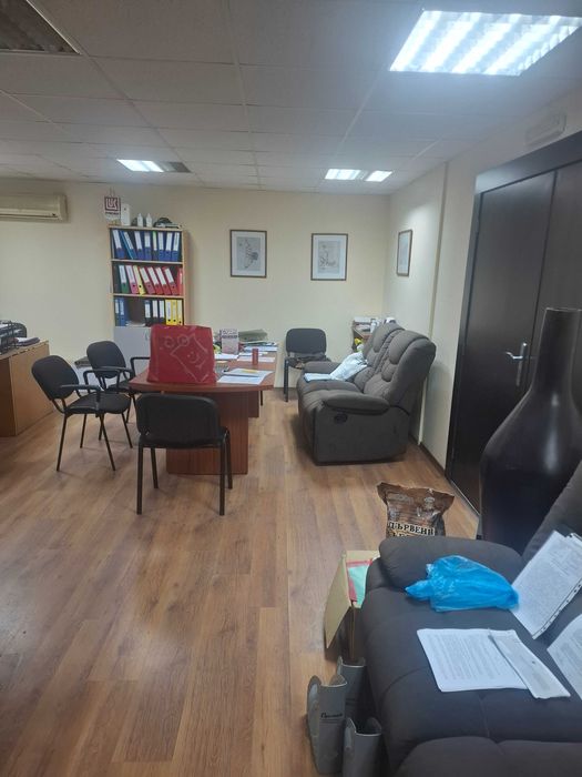 Продава се Офис в Драгоман - 75 кв.м за 1627 €/кв.м - Снимка #1