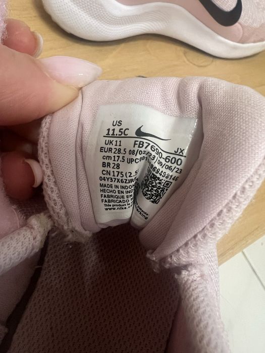 Маратонки Nike 28 номер