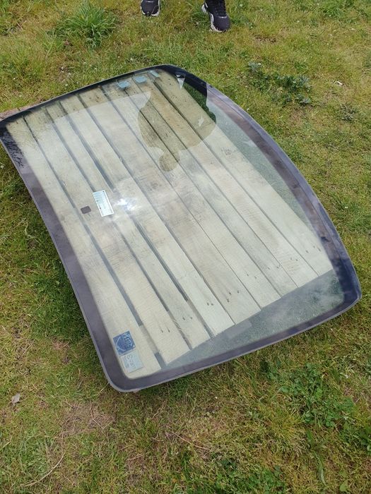 Челно стъкло Renault Scenic