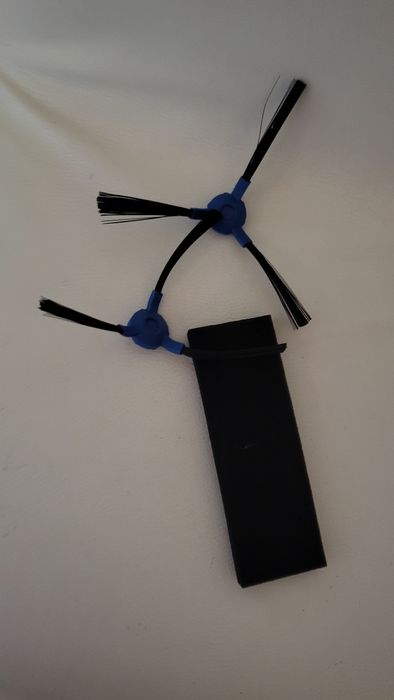 Ayсo прахосмукачка робот