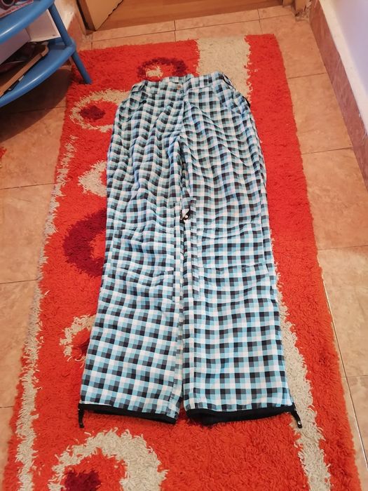 Pantaloni ski (mărimea M)