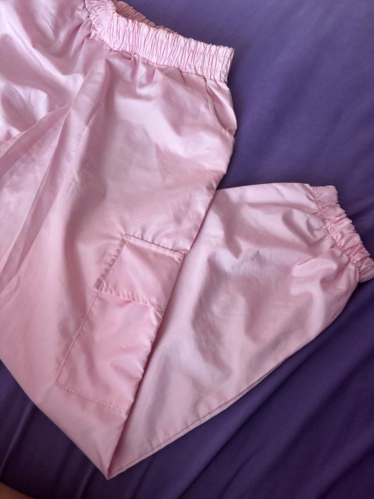 Ефектен розов панталон