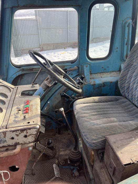 Трактор МТЗ82 и прес sipma