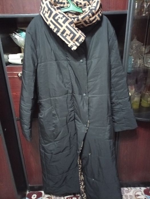 Женская куртка,черная