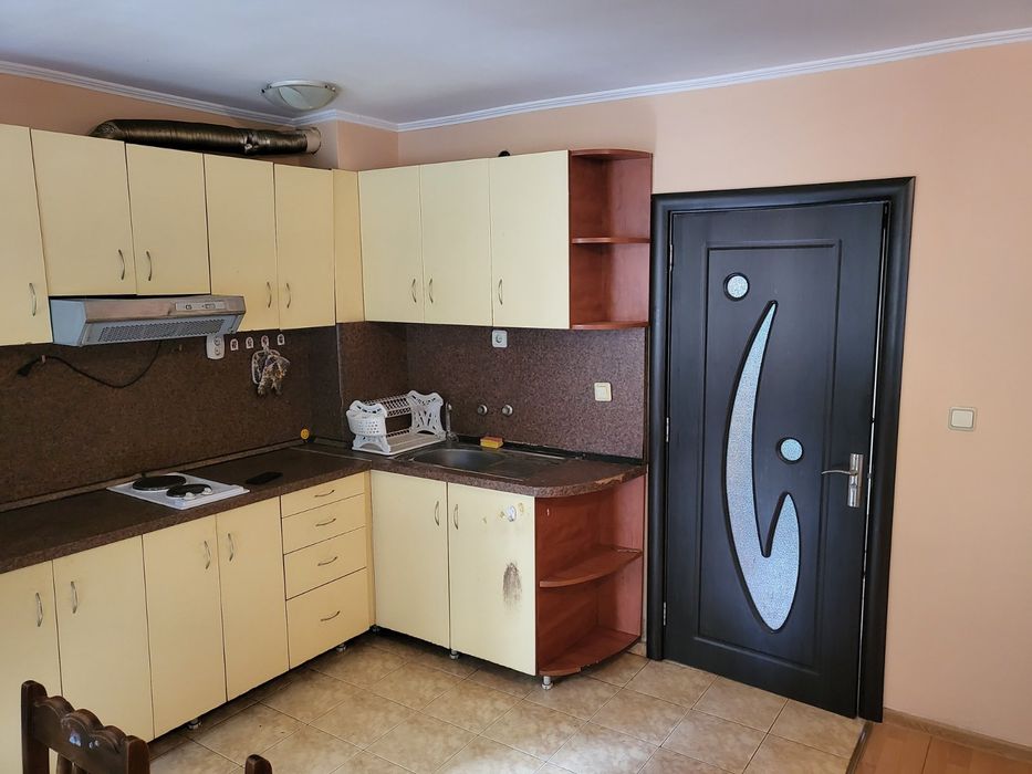 Дава се под наем Двустаен апартамент в Варна, Погреби - 70 кв.м за 397.8 € - Снимка #10