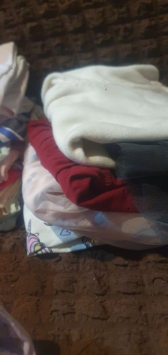 Lot haine fete 4-6 ani