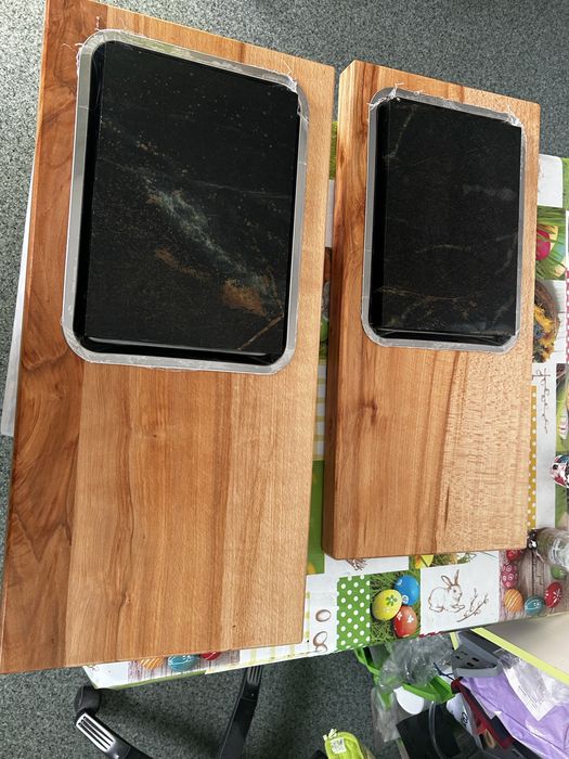 Piatra vulcanica de gatit in blat de stejar