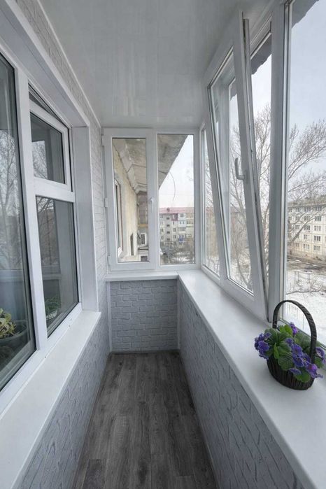 продается 2 ком квартира район Детская больница