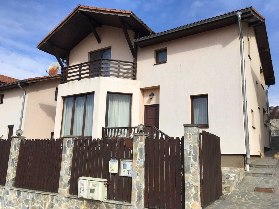 Vind casa  cu teren 355mp , in loc. Baciu