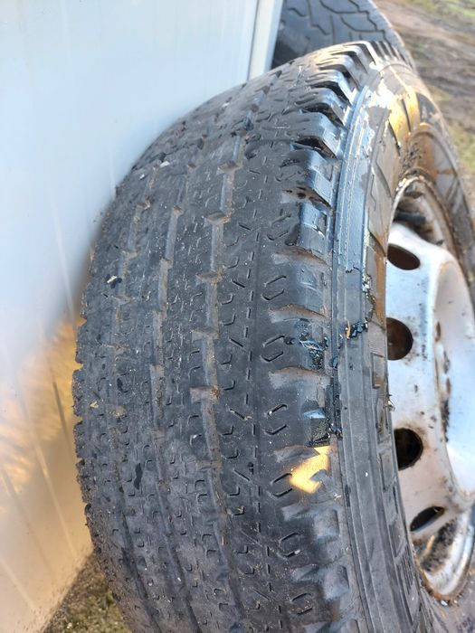 Гуми с джанти. 225/70R15C