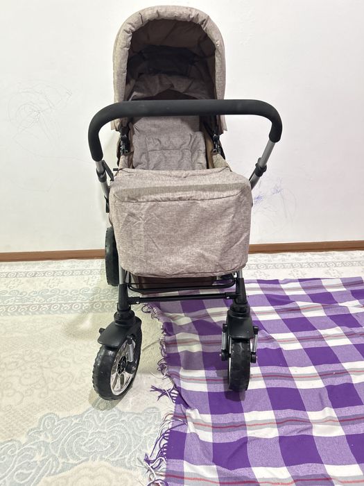 Продам сапальный кравать и комод