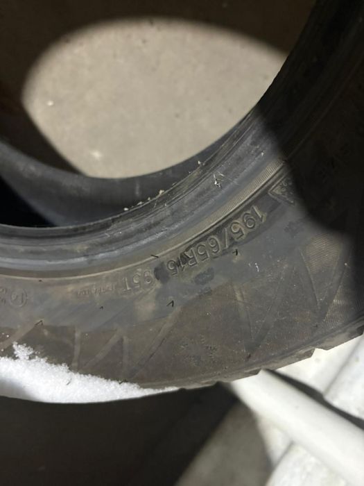 Шины зимние на 15