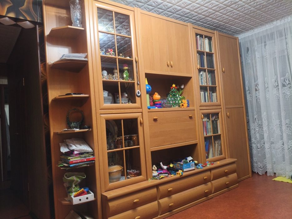 Продаётся стенка