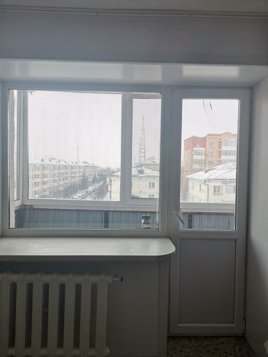 Окно и рама пласт б/у