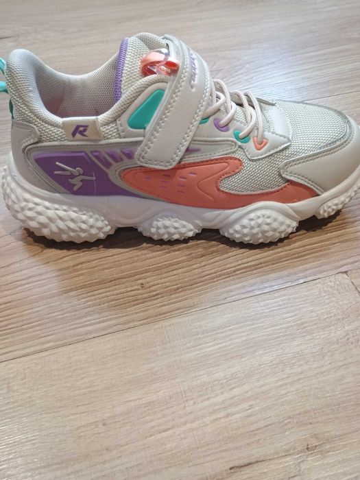 Маратонки Runners