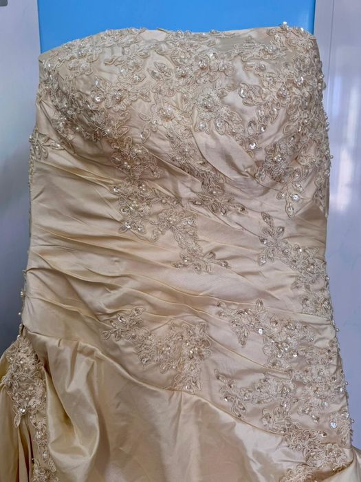 Платье свадебное