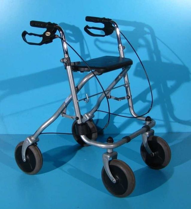 Cadru de mers cu roti/rolator batrani/handicap Drive