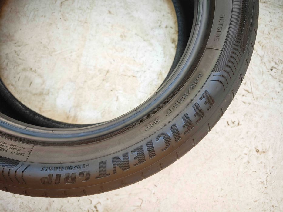 Anvelope 205/55/17 an 2023 vara GOODYEAR Efficient Grip Performance
