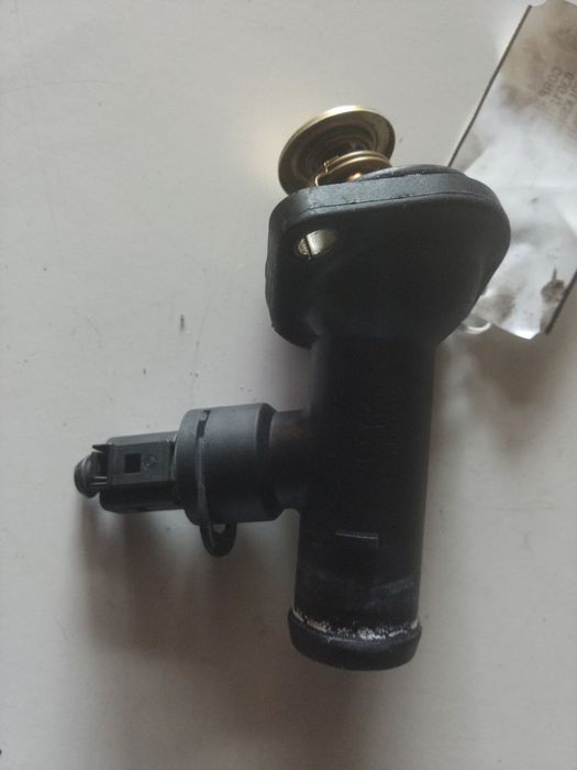 Corp termostat Volkswagen Golf 5 2004-2009 2.0 TDI BMN 03G121121A