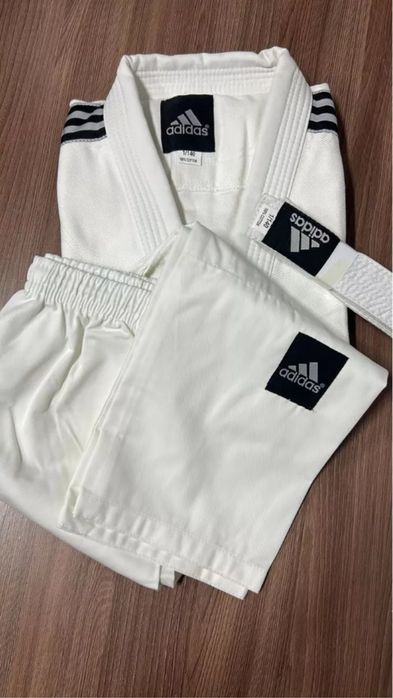 Кимоно для дзюдо Adidas Пакистан