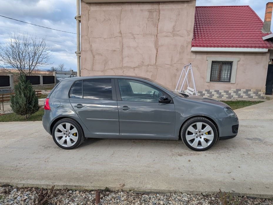 Golf 5 1.9 tdi.  Bkc