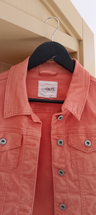 Яке размер ,,S,,