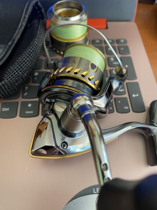 Vand mulineta Shimano Stella