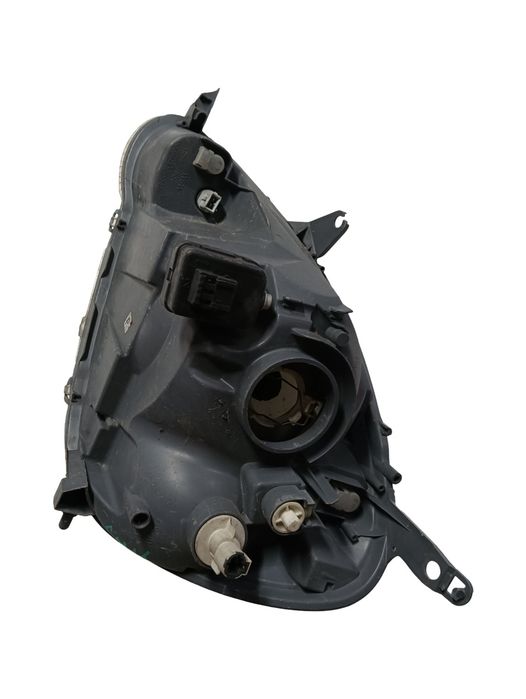 Far Dreapta Fata Toyota Yaris _P9_ 2005 - > Valeo 89008657