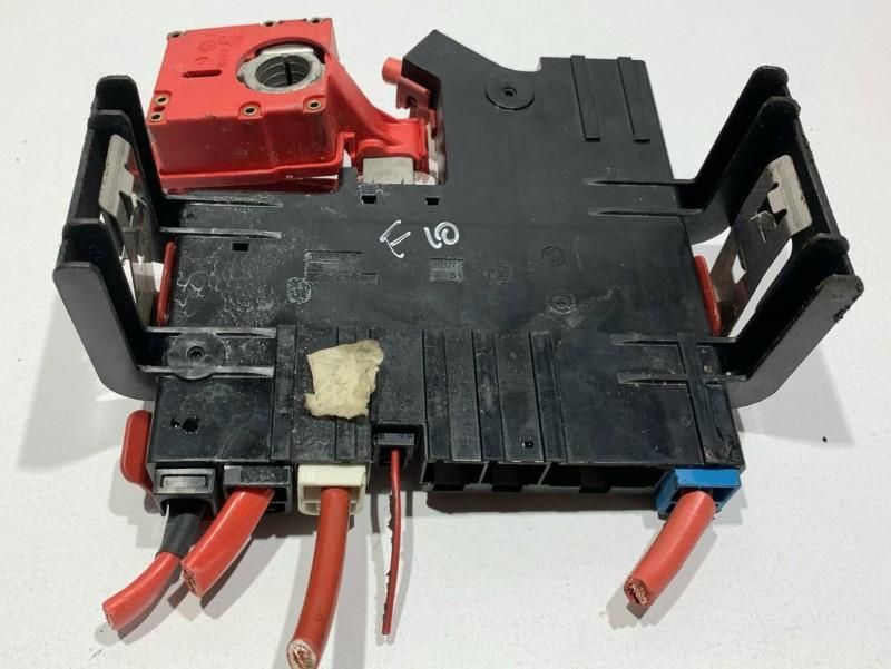 Borna baterie plus BMW Seria 7 F01, F02 9240490 3.0d