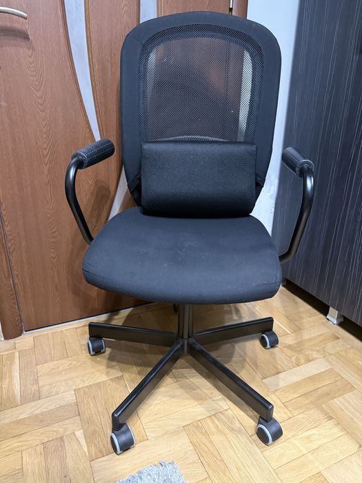 Scaun de birou negru