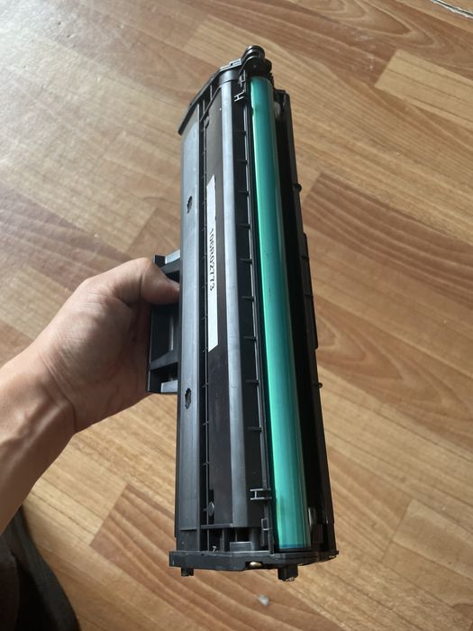 Продам картридж для принтера