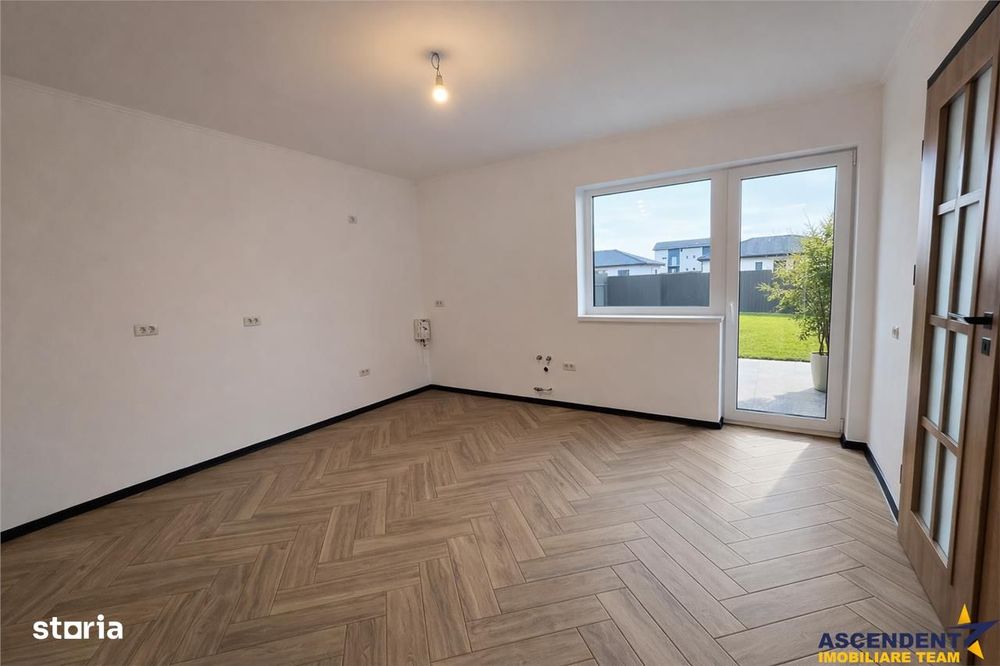 Cocheta vila noua, finisata, standard superior, intabulata, Izvor, Bra