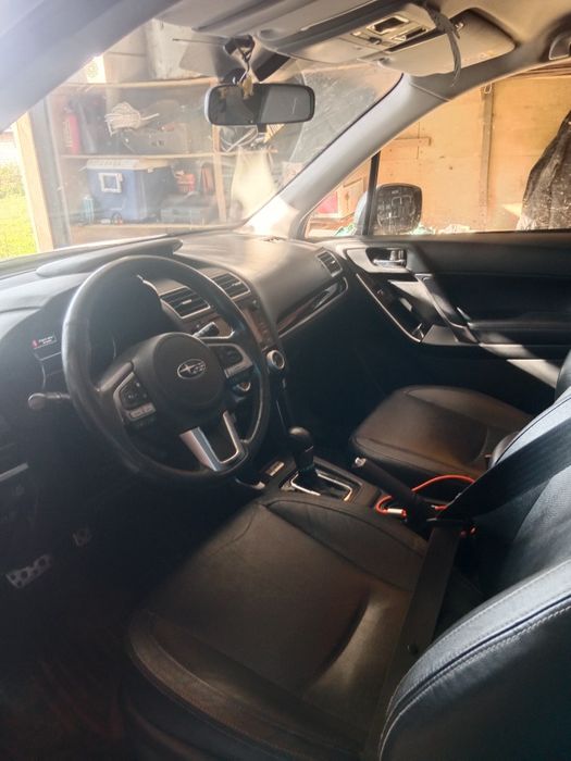 Субару Форестер 2017