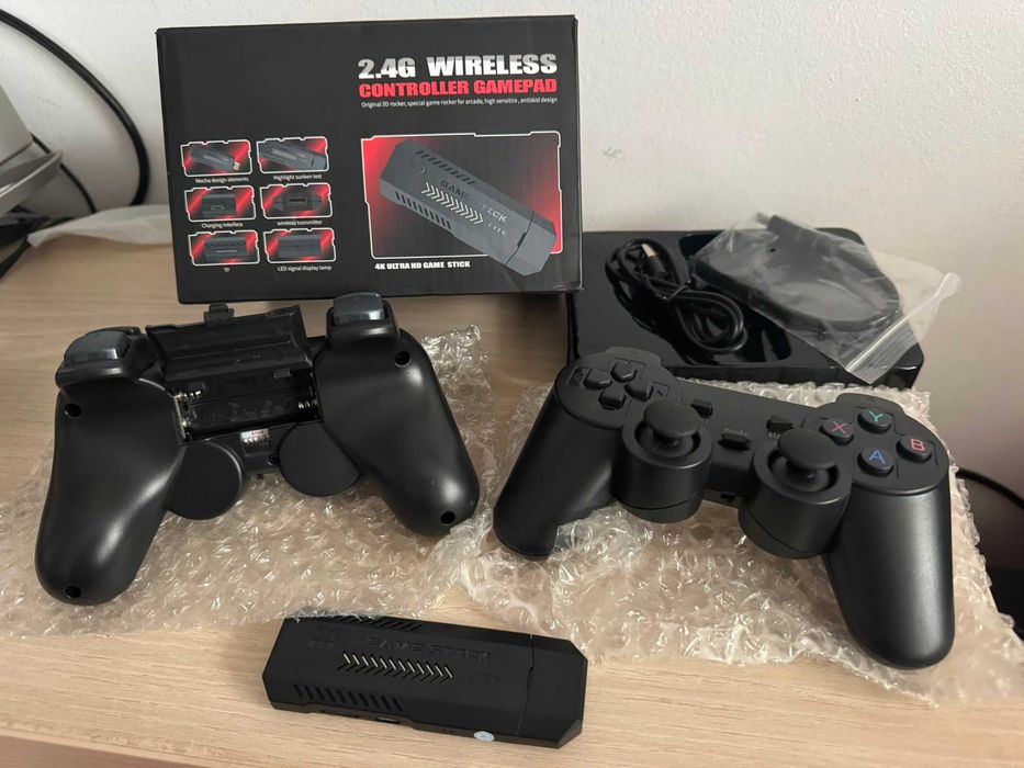 Consolă Retro Game Stick 4K 128GB — 2 Controllere Wireless, HDMI, Nouă