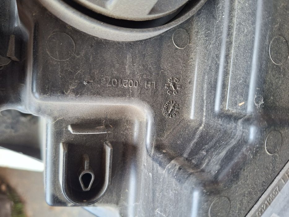 Ляв фар за Renault Master 2019 - 2024