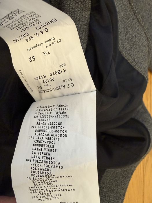 Яке Emporio Armani размер 52