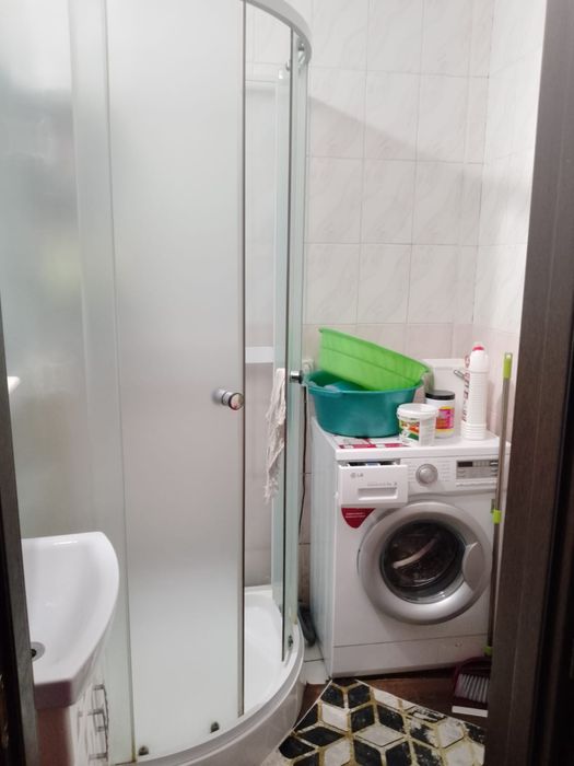 Продам квартиру 4 комнатную