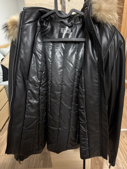 Парка Alessa с качулка естествен косъм