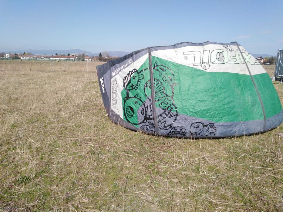 3бр. Кайтове (Slingshot RPM 2бр+1бр.Flexifoil Ion3)