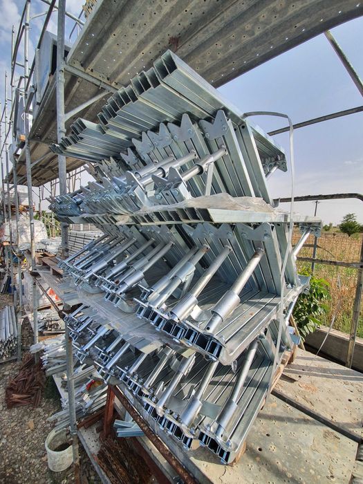 Trepied sustinere popi metalici