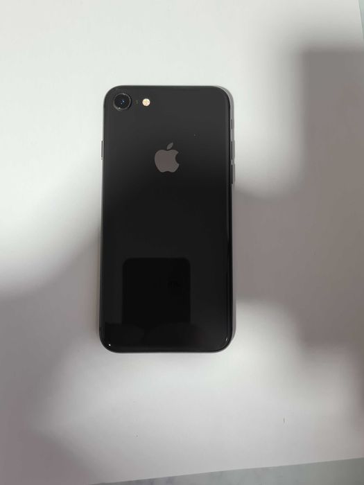 iphone 8 64 gb liber retea