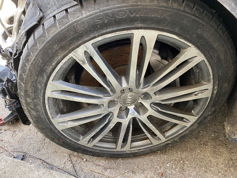 Джанти с гуми Ауди - 265/40/R20 гр. София Карпузица • OLX.bg