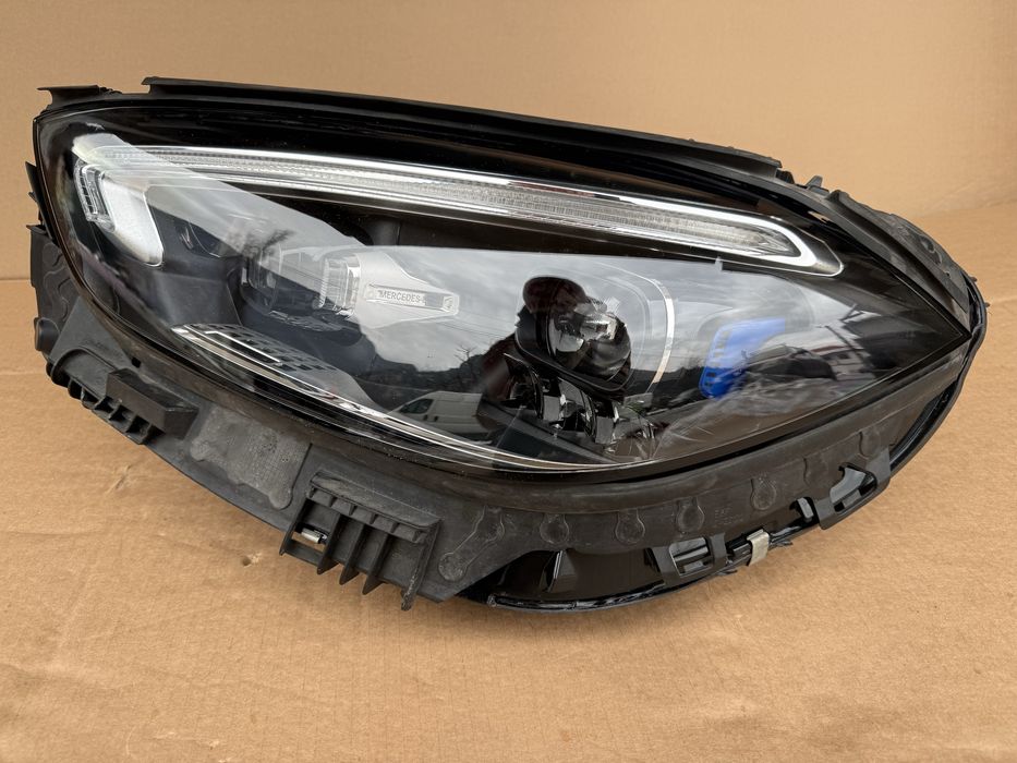 Фар Mercedes W206 C class DIGITAL LIGHT