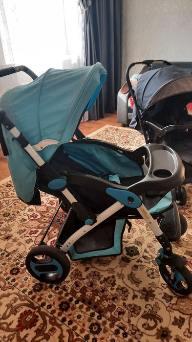 Продам детскую коляску