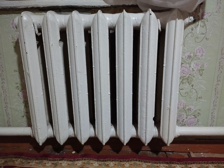 Продам батареи чугунные