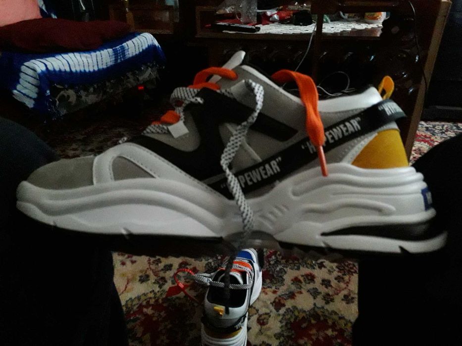 Geaca din puf Adidas