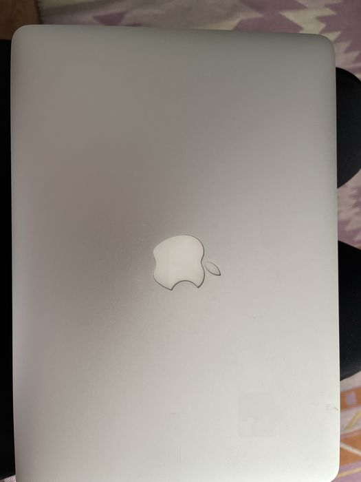 Macbook air 2015 i5/8gb/256gb