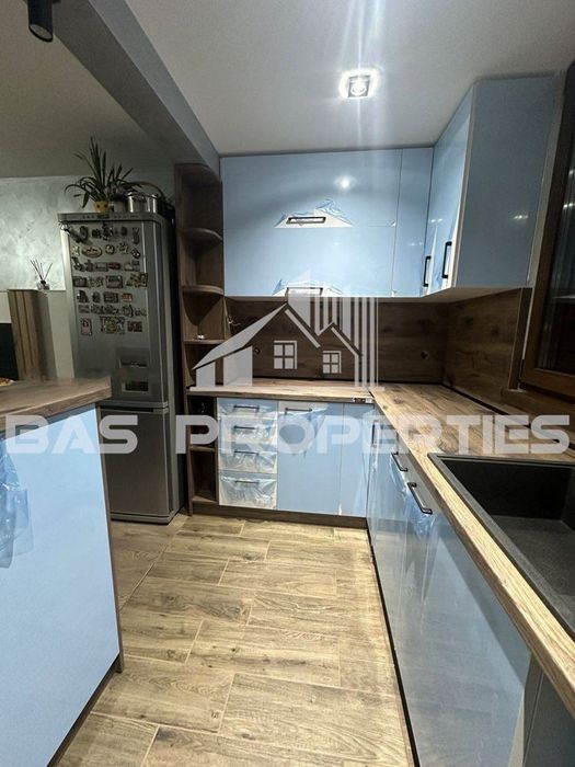 Продава се Тристаен апартамент в София, Света Троица - 68 кв.м за 2160 €/кв.м - Снимка #4