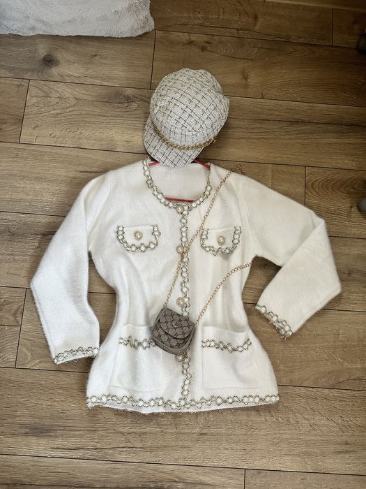 Дамска жилетка Пух