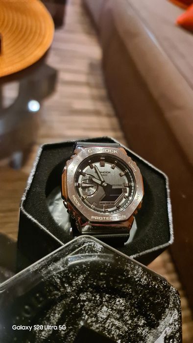 Часовник G-shock GM-2100